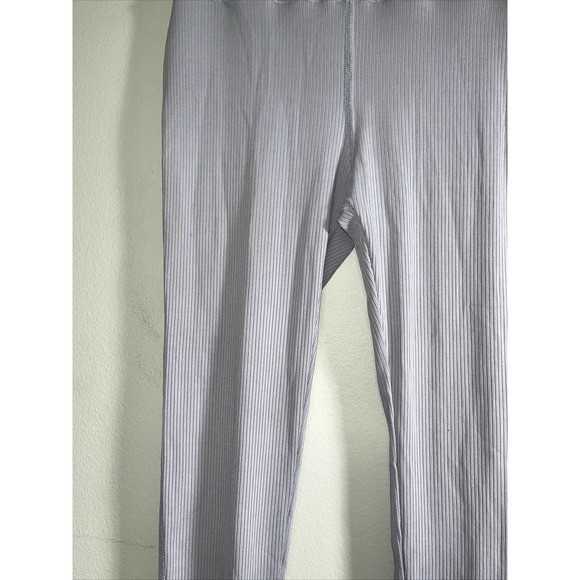 ASOS 4505 Women's Leggings Activewear Ribbed Lilac US Size 6 EU 38 - Picture 3 of 11